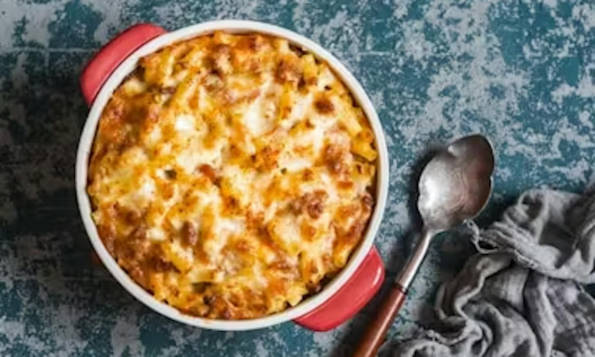 Easy, creamy macaroni cheese