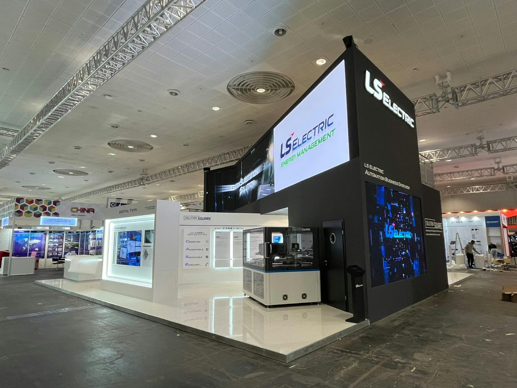 Outside view of exhibition booth by MDL expo.