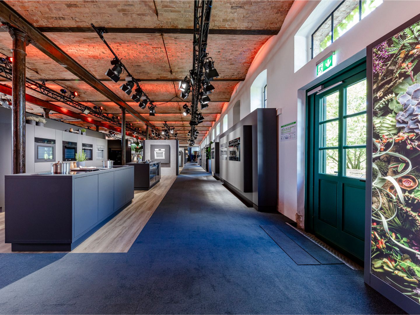 In einem alten Farmhaus untergebracht, hat der Ladenbau viel Charme.