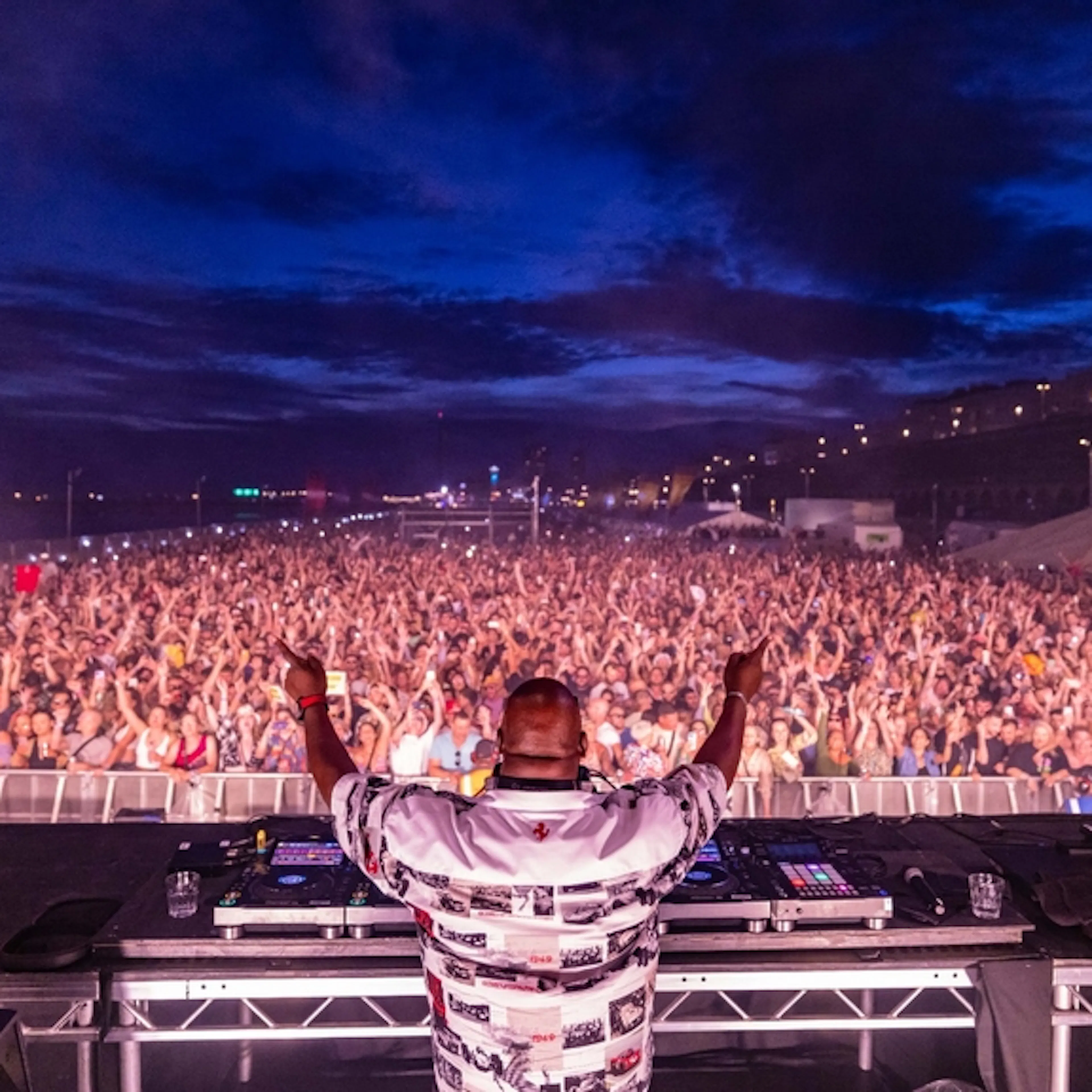 DJ Carl Cox at Brighton Beach 