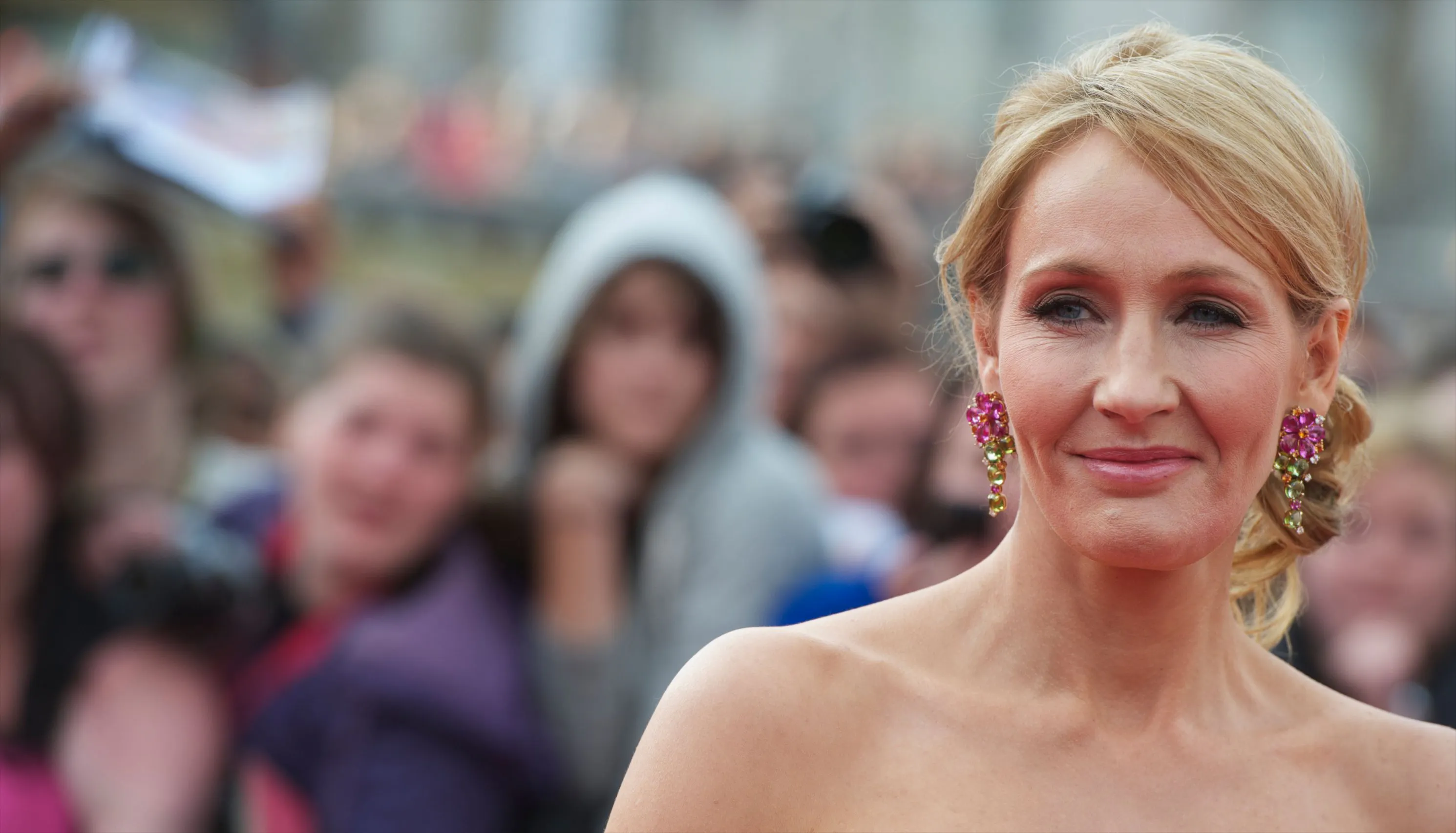J.K. Rowling: A Journey from Unemployment to Literary Phenomenon