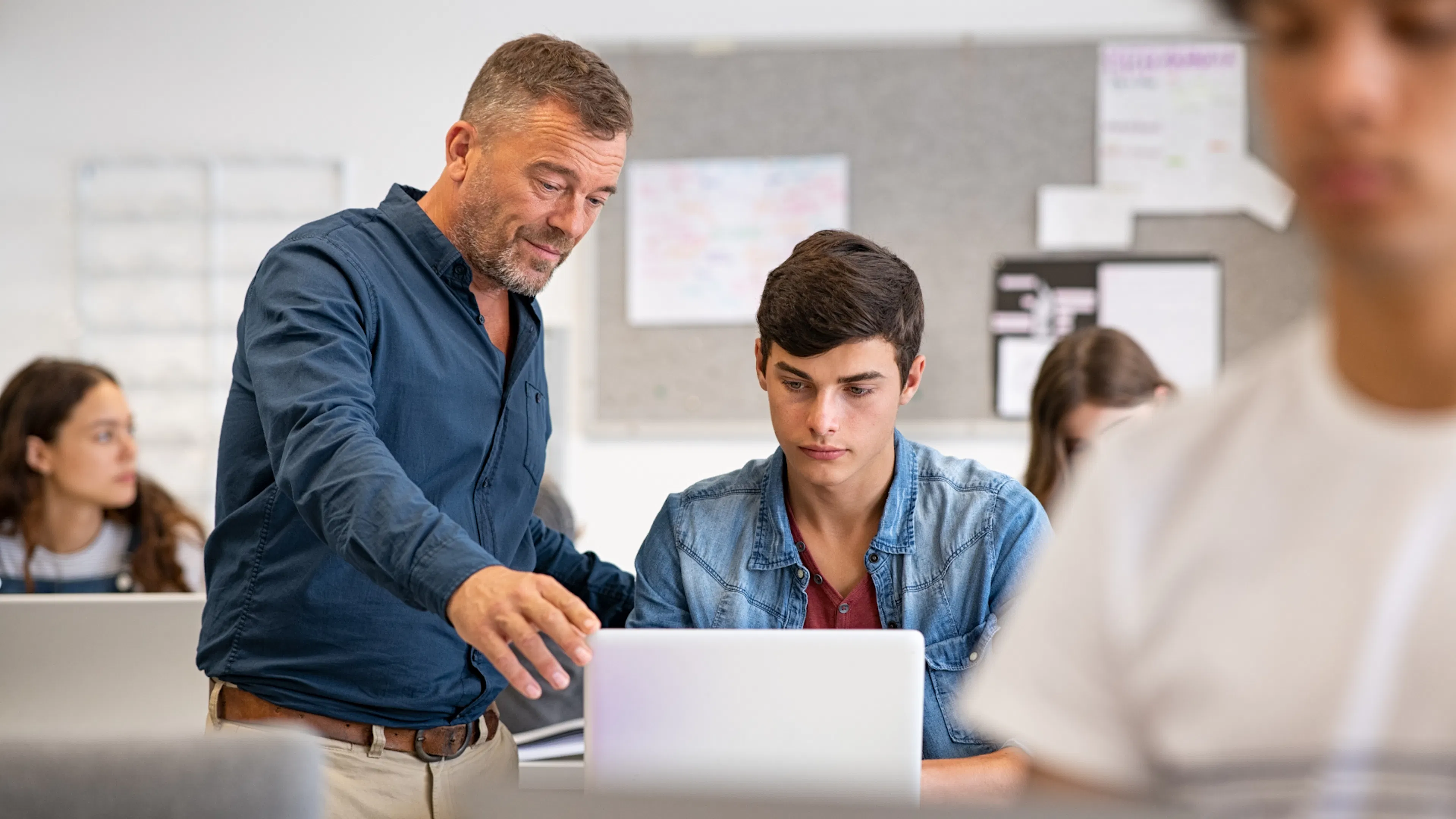 Male teacher/teaching assistant