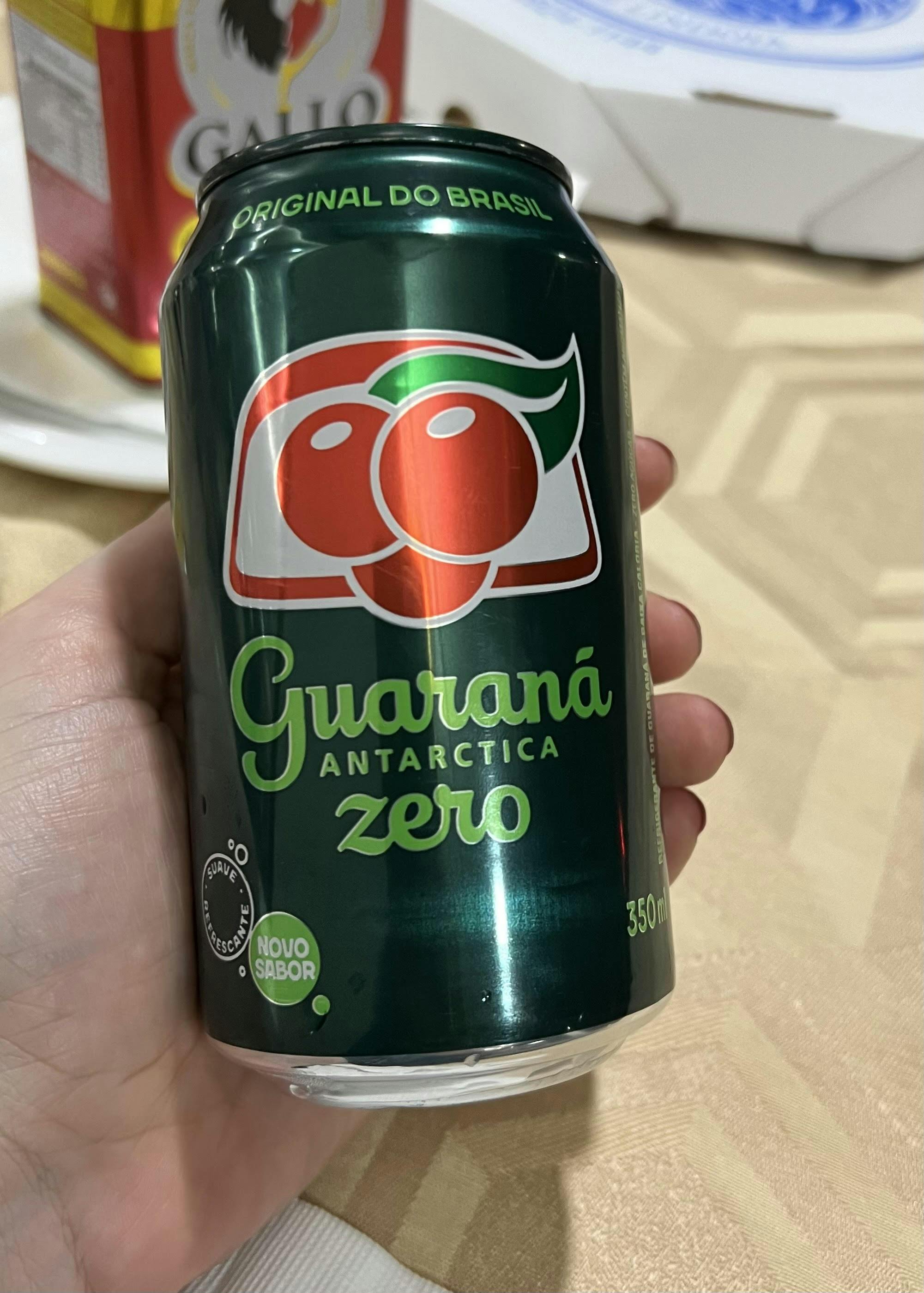 A picture of guarana diet soda. 