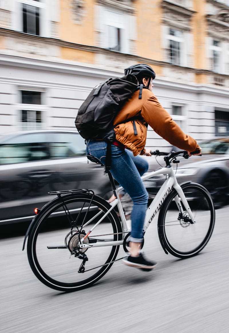 Which E-Bike To Buy For Commuting