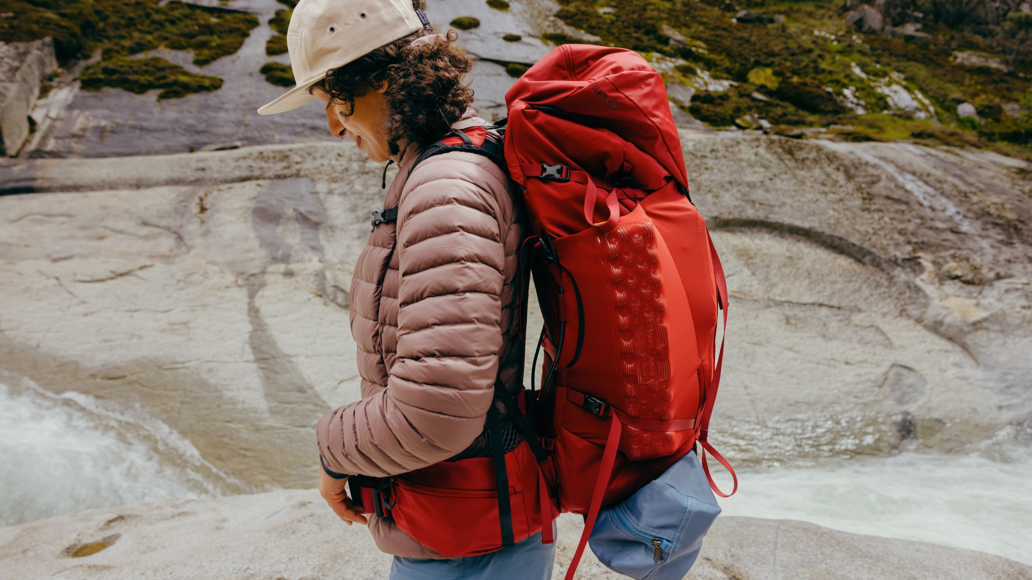 A new peak for packs | MEC