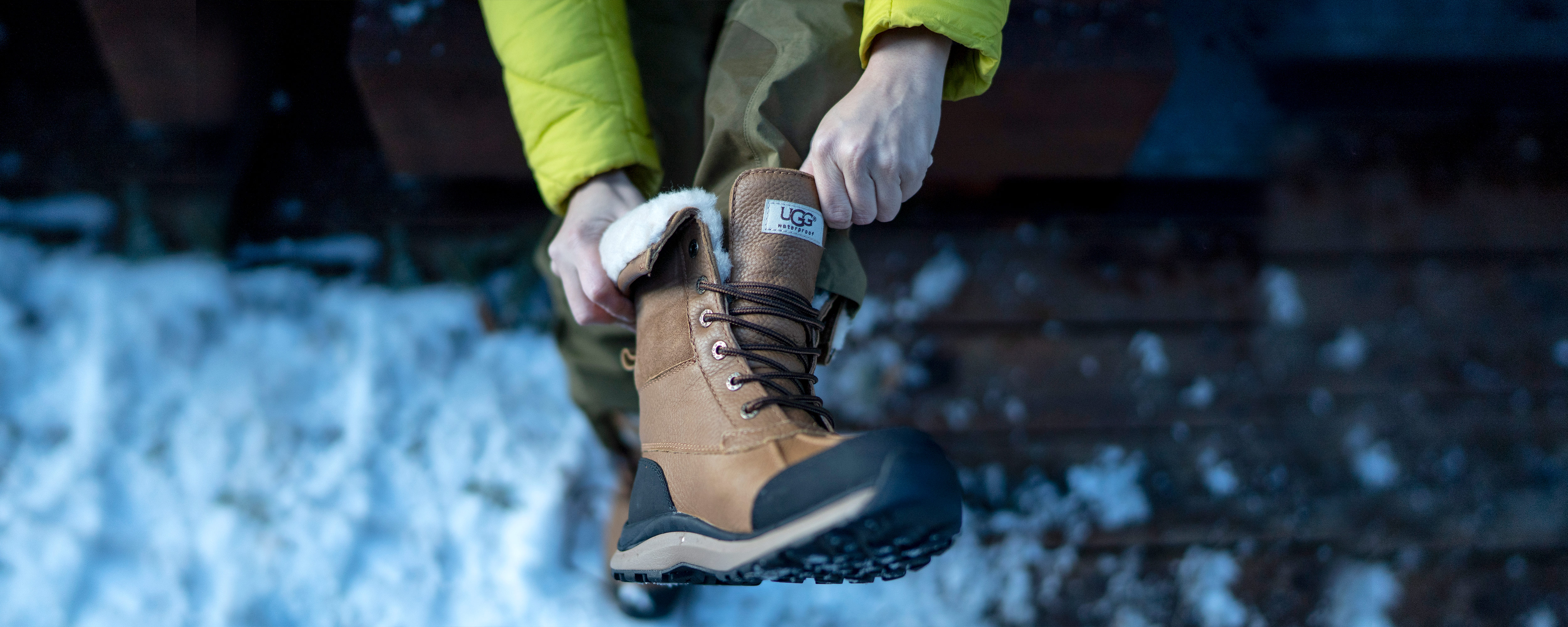 Breathable winter outlet boots