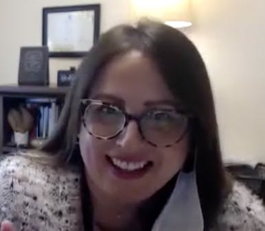 Leondra Banuelos headshot