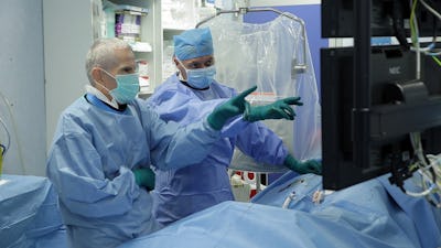 Premieră națională - Soluție minim invazivă pentru un copil de 12 ani
