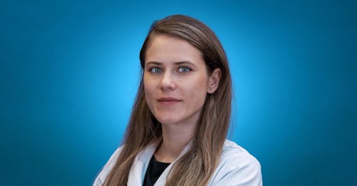 Dr. Antonia Țent