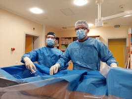 Revascularizarea intervențională de stenoză intra-bypass la un pacient cu cvadruplu bypass aortocoronarian