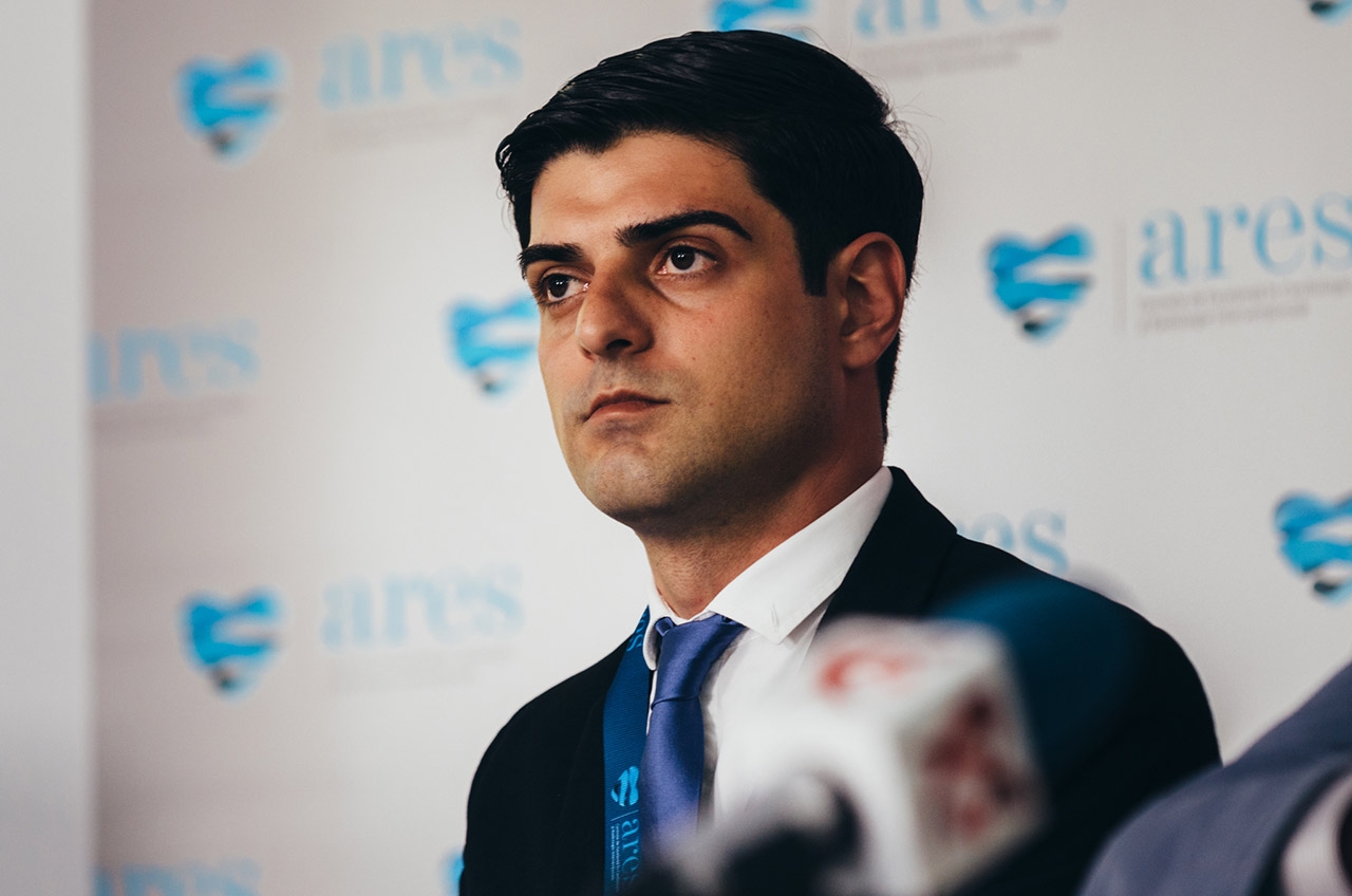 Iulian Plescan - Director de Dezvoltare |  Centrele ARES | Inovatie in Cardiologie