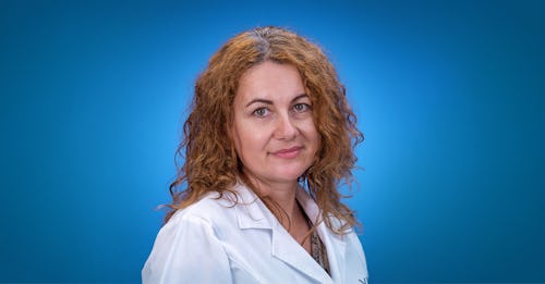 Doctor Sorina Dănescu este medic primar dermato-venerologie la ARES Cardiomed din strada Republicii Nr. 17, Cluj Napoca