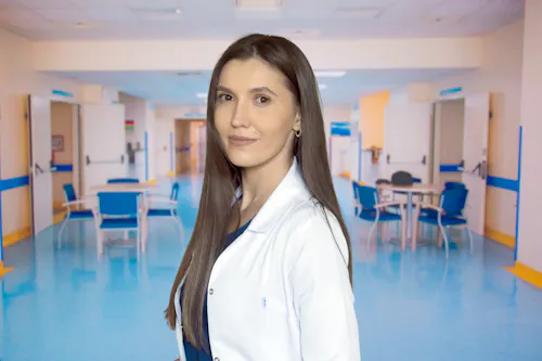 Dr. Roxana Dinescu
