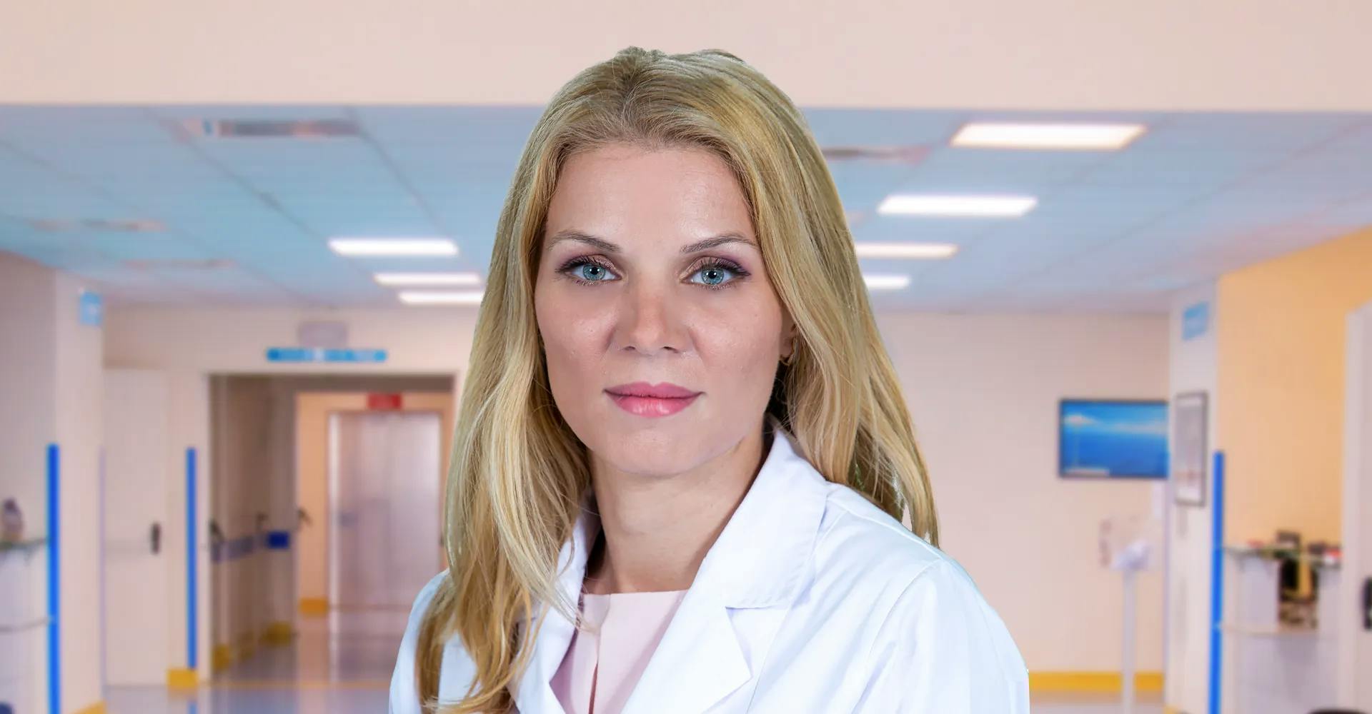 Dr. Carmen Șteiu