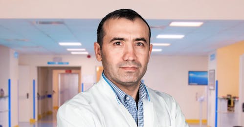 Dr. Pavel Platon