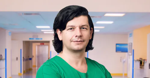 Dr. Raul Sandor