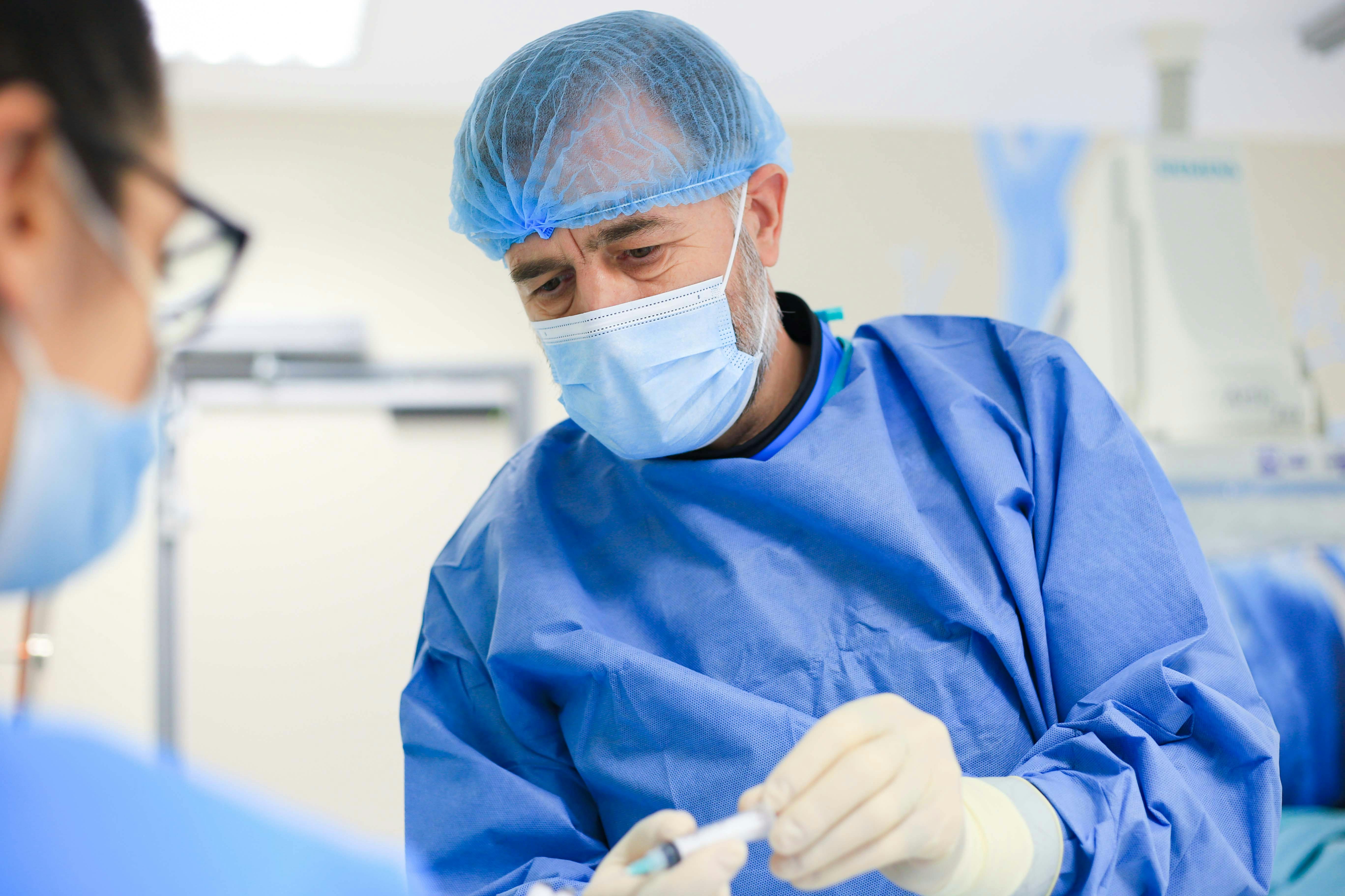 Dr. Rares Nechifor, embolizare uterină