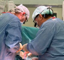 Anevrism toraco-abdominal în context de sindrom MARFAN – chirurgie aortică de înaltă complexitate