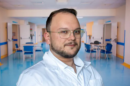 Dr. Andrei Simonov
