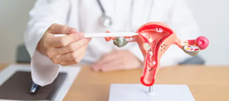 Endometrioza: de ce diagnosticul corect schimbă complet parcursul pacientei