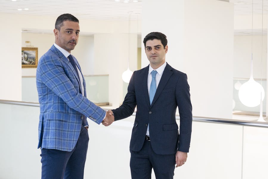 ARES | Spitalul Monza și Centrele Ares