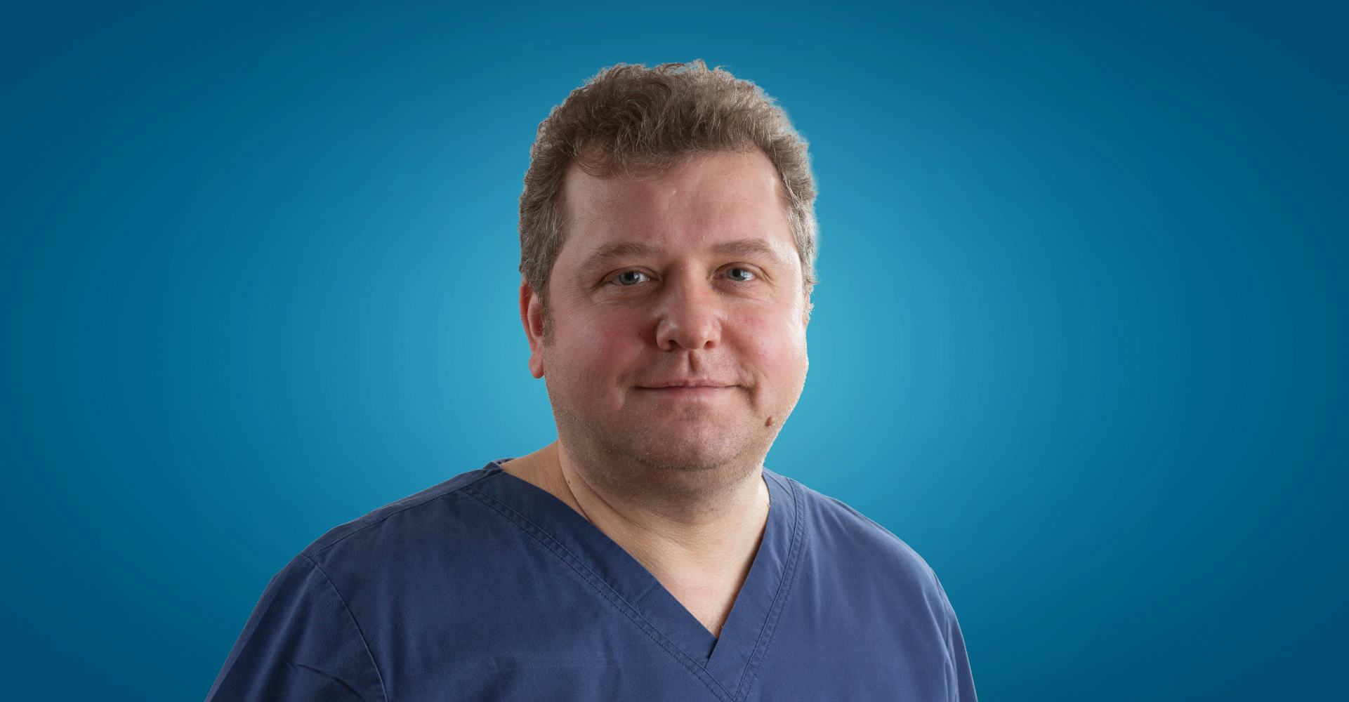 Dr. Roberto Haret