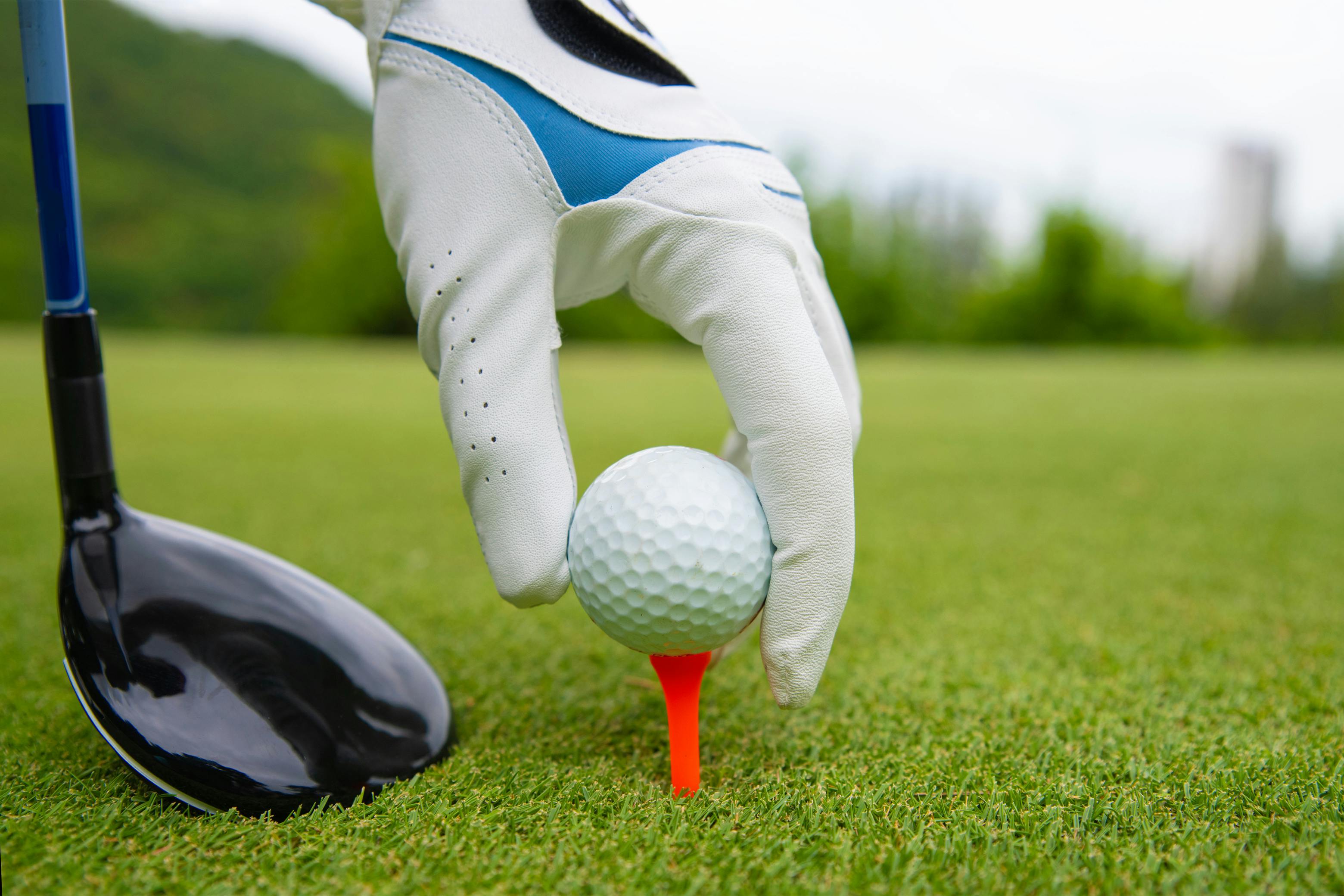 Golf Pro Sues Monsanto, Claims Roundup Caused Cancer | MedTruth ...