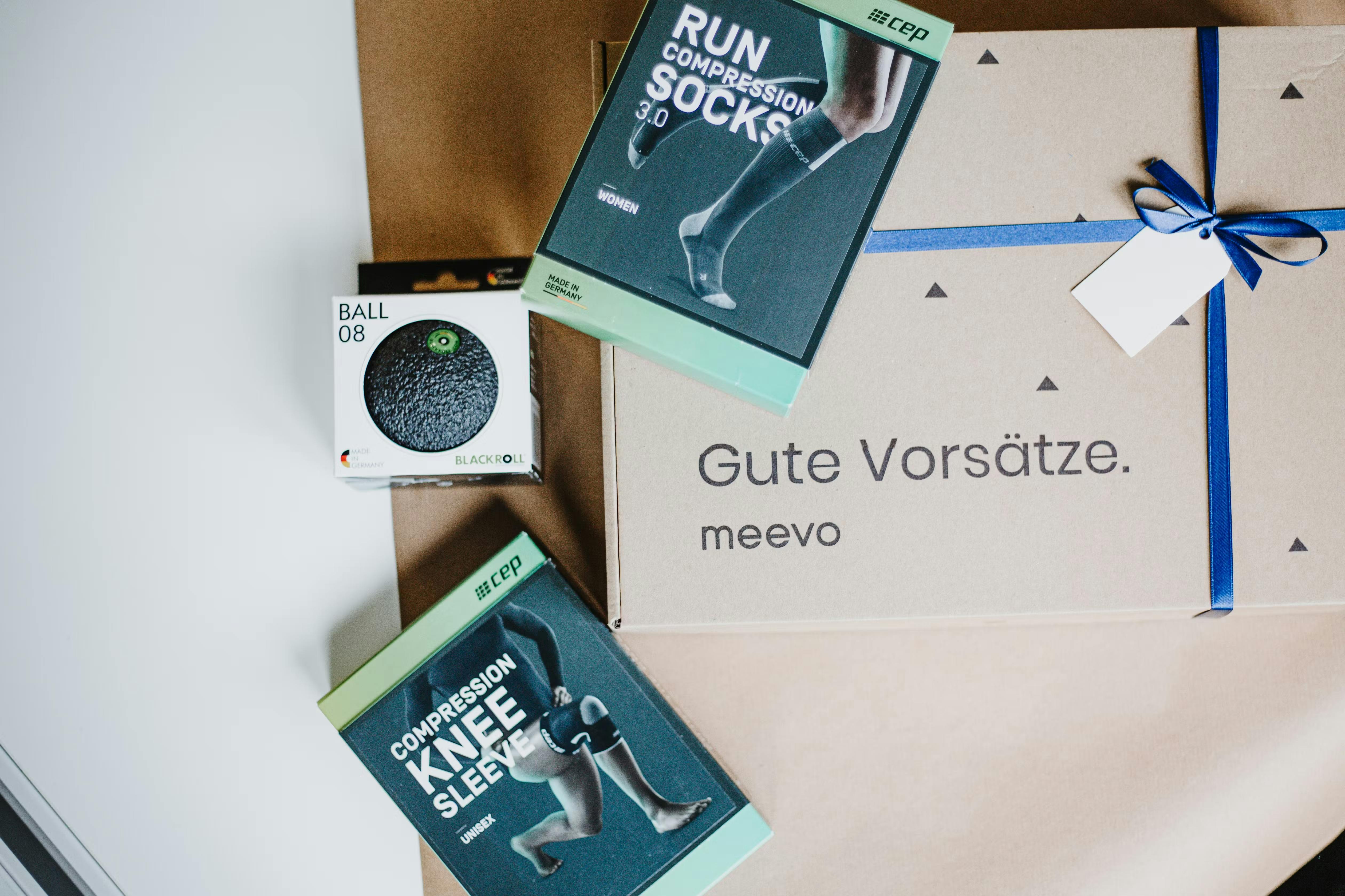 Geschenke auf Boden