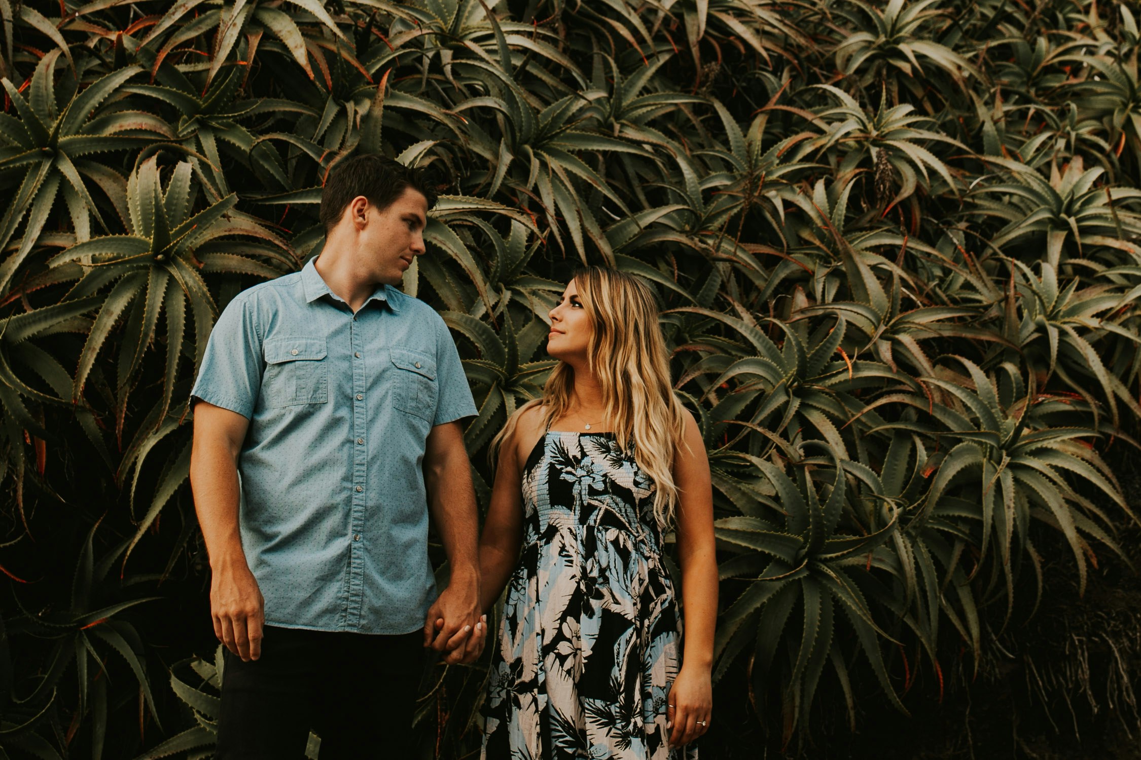 laura-collin-summer-engagement-crystalcove-2019-40