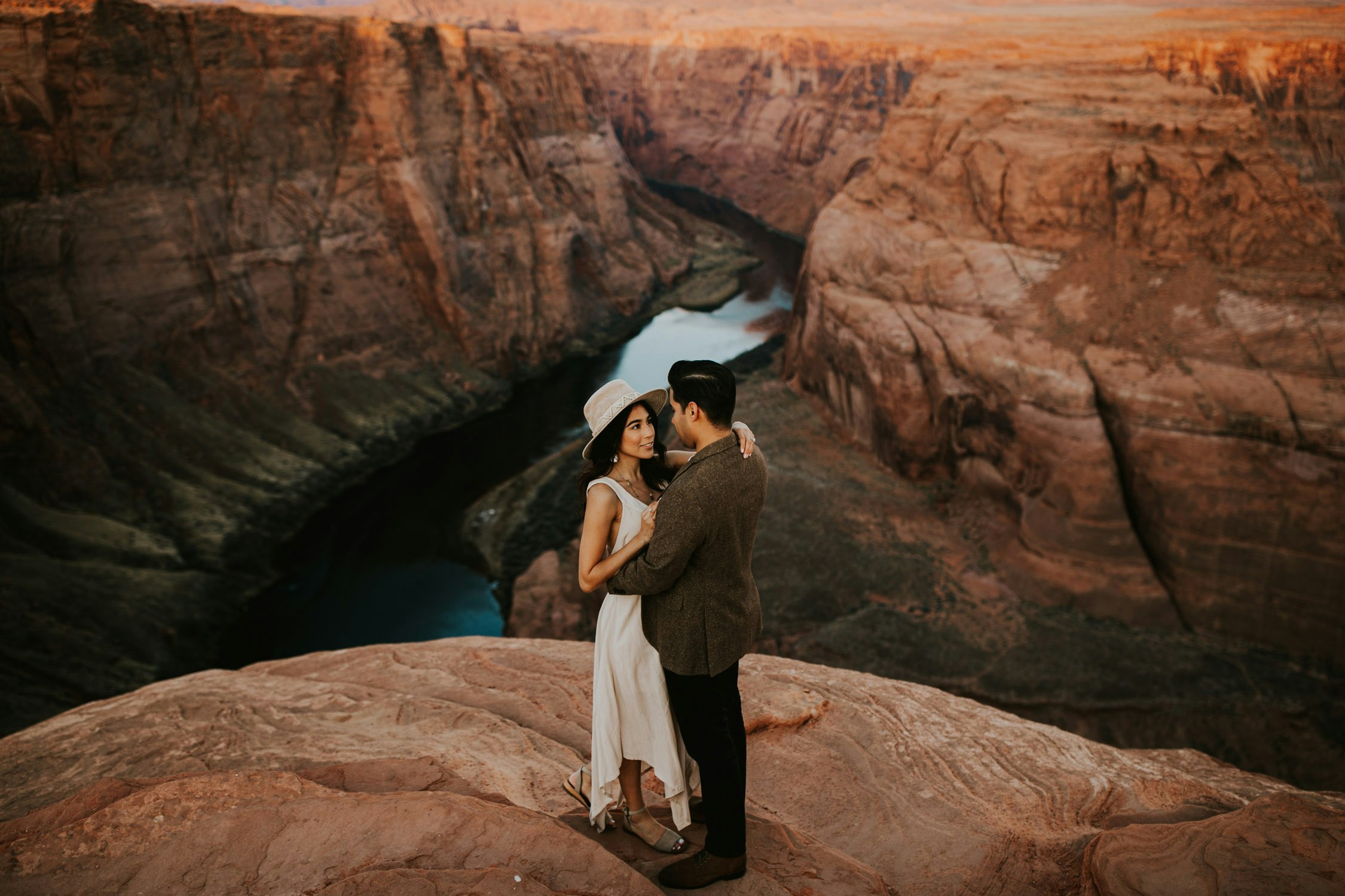 arizona-roadtrip-engagement-session-40