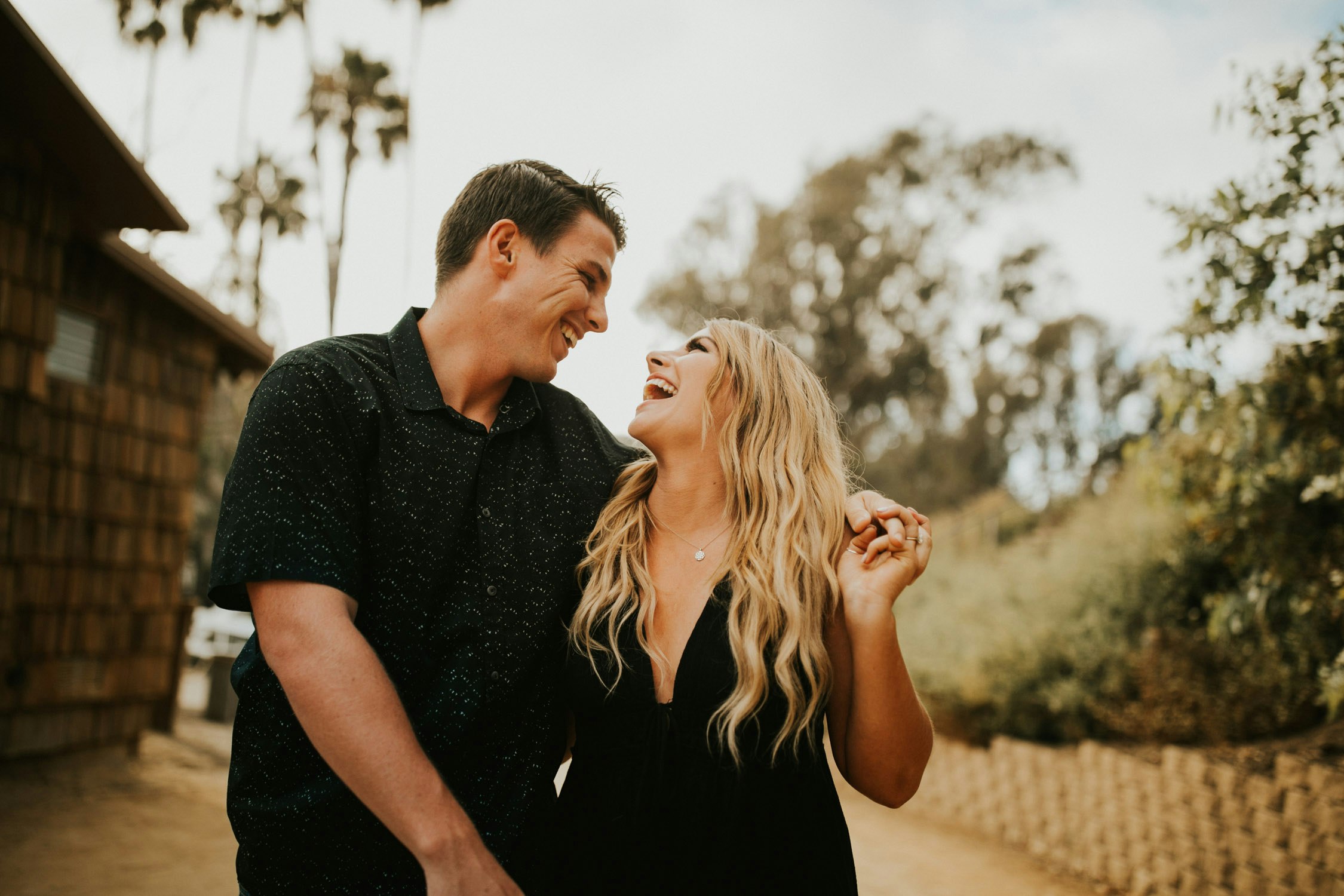 laura-collin-summer-engagement-crystalcove-2019-34