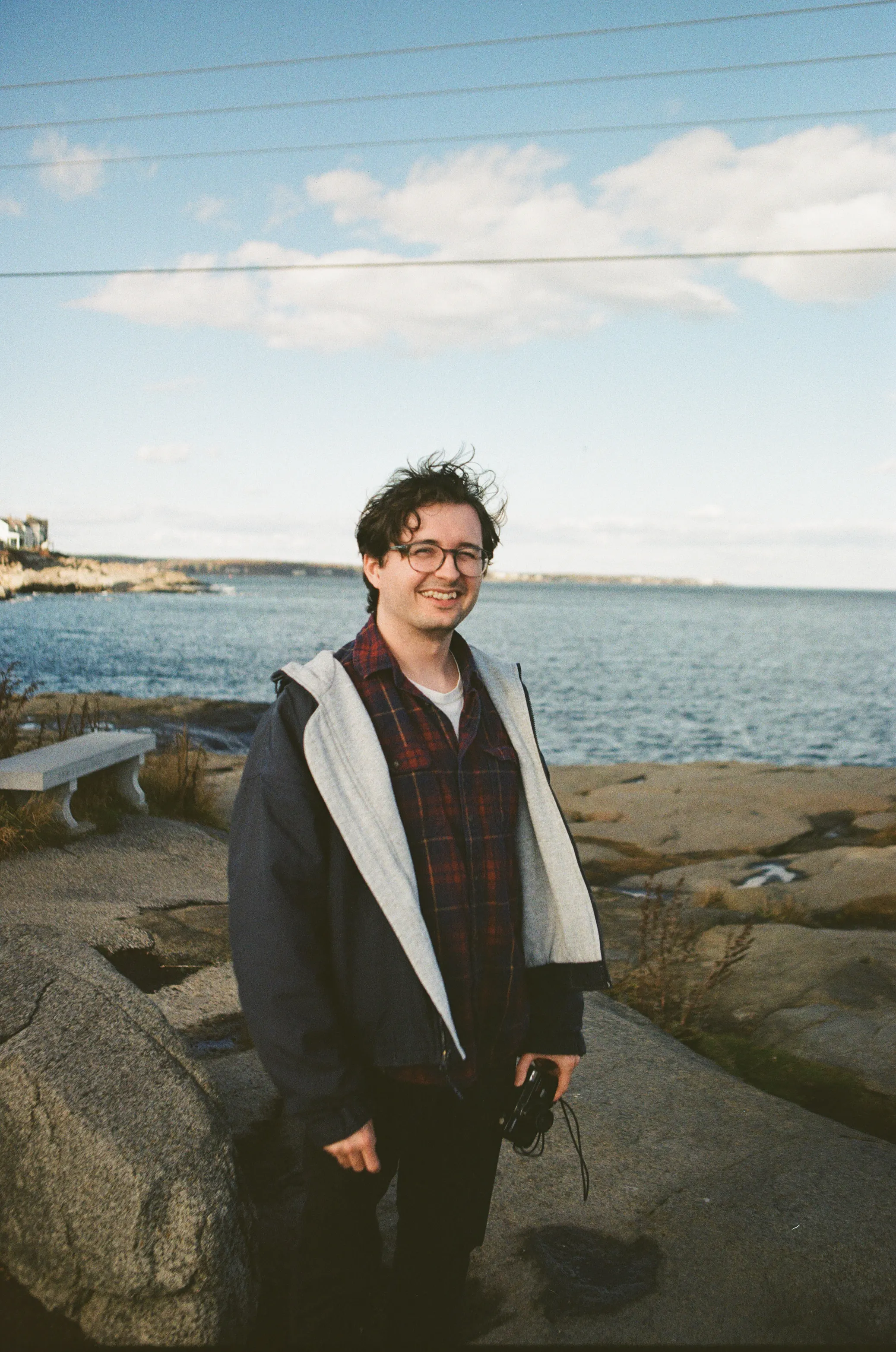 Meggy Weggy photographys husband on coast of maine