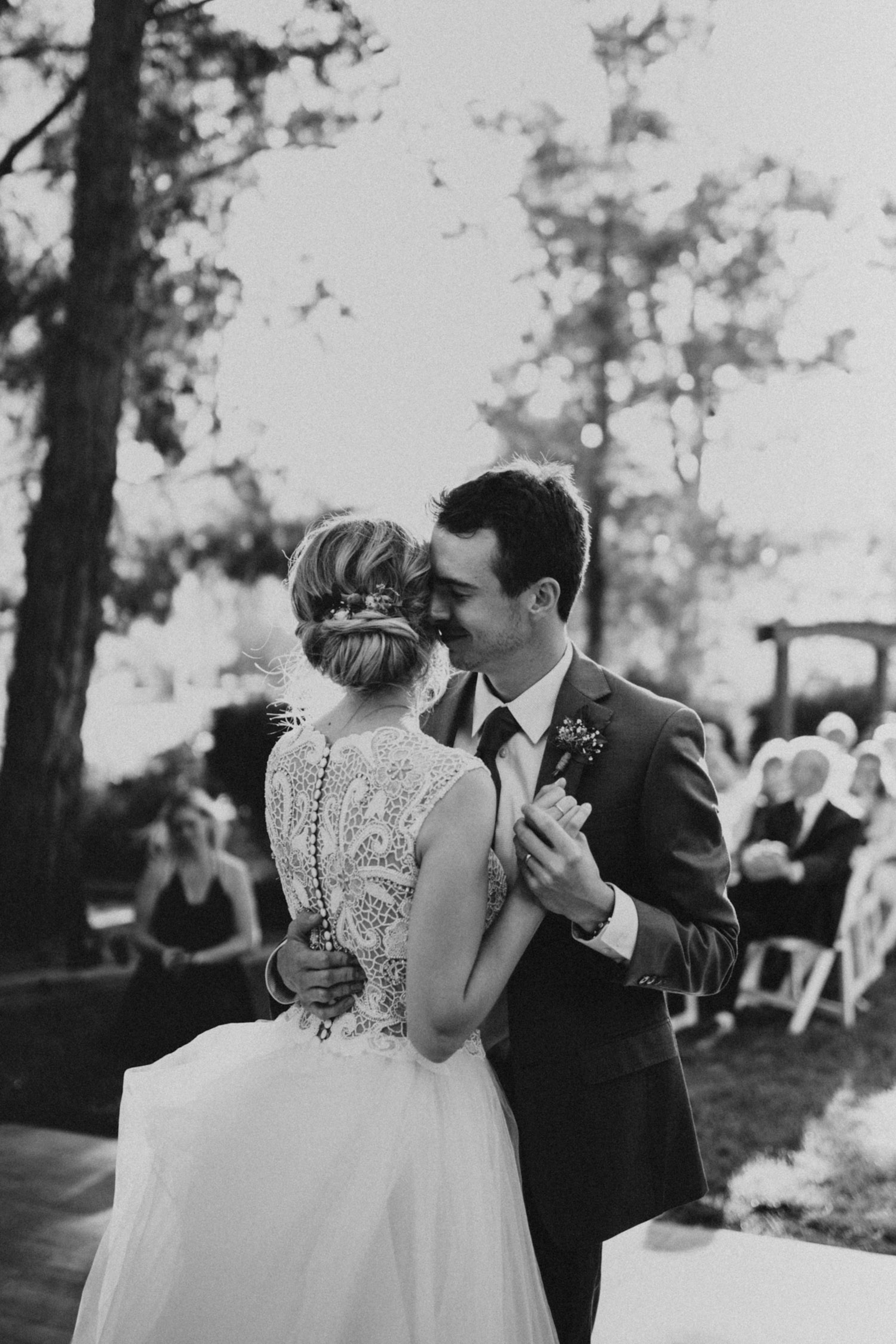 woodsy-california-wedding-kirkman-80