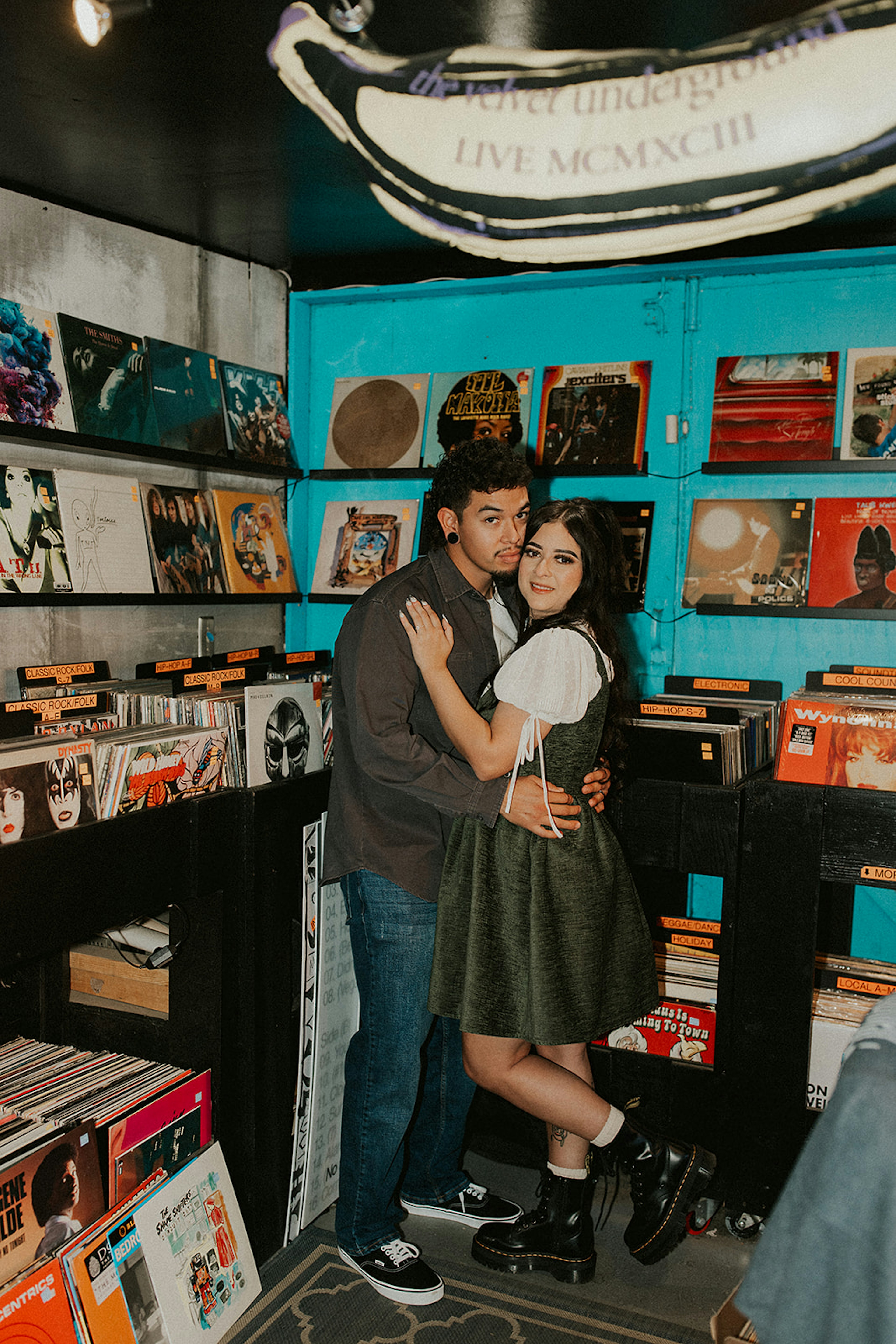 sandiego-recordstore-engagementsession-32-