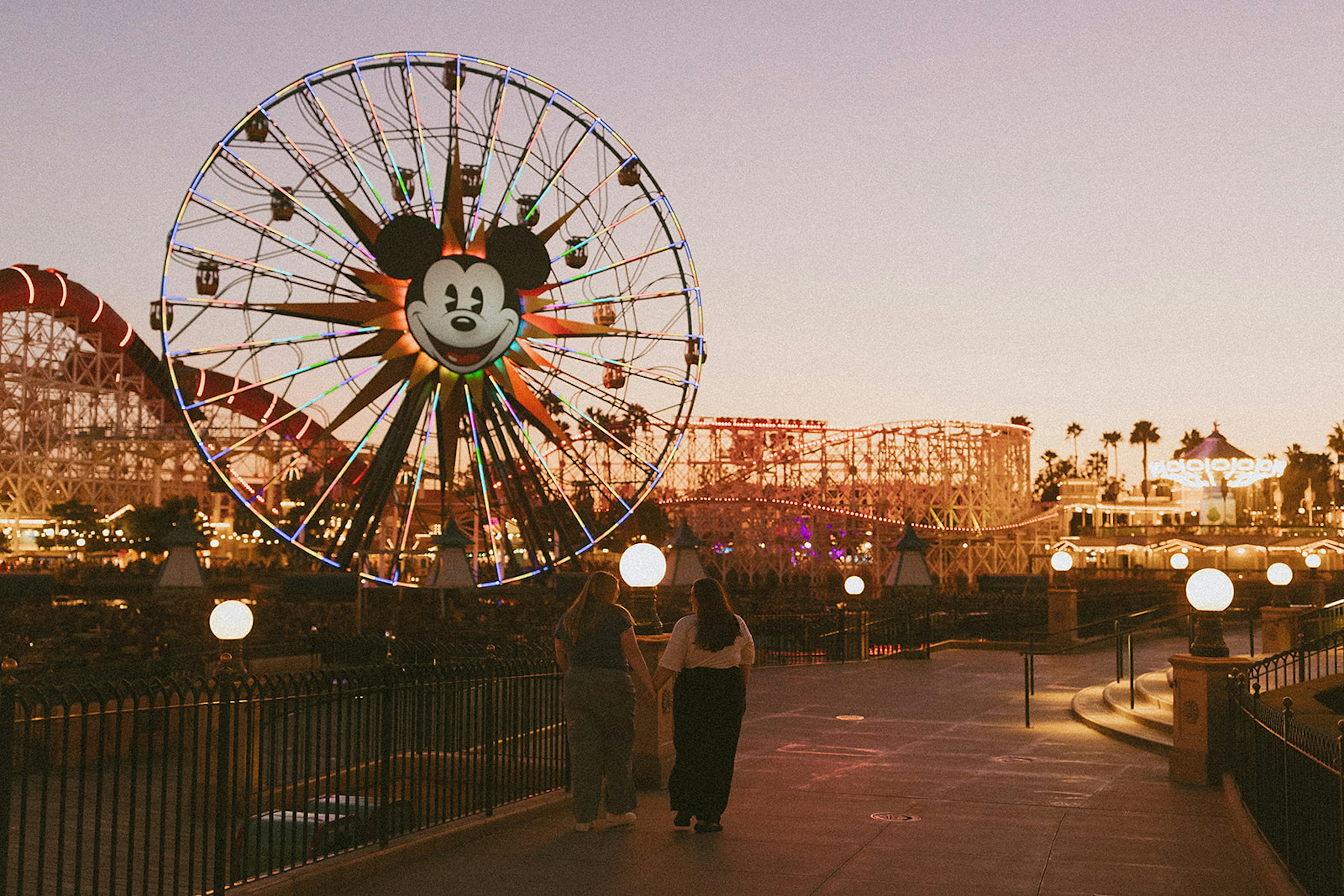 disneyland-honeymoon-disneylandphotoshoot-33-