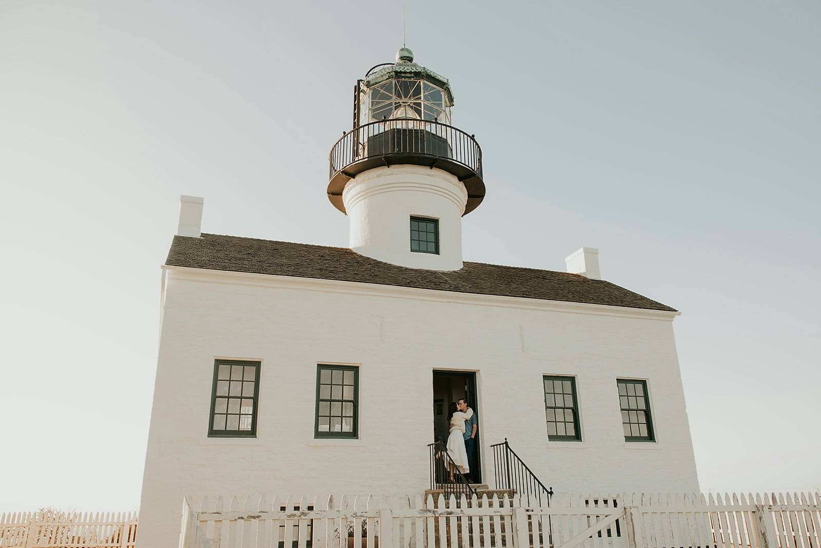 pointloma-lighthouse-engagement-photos-13-