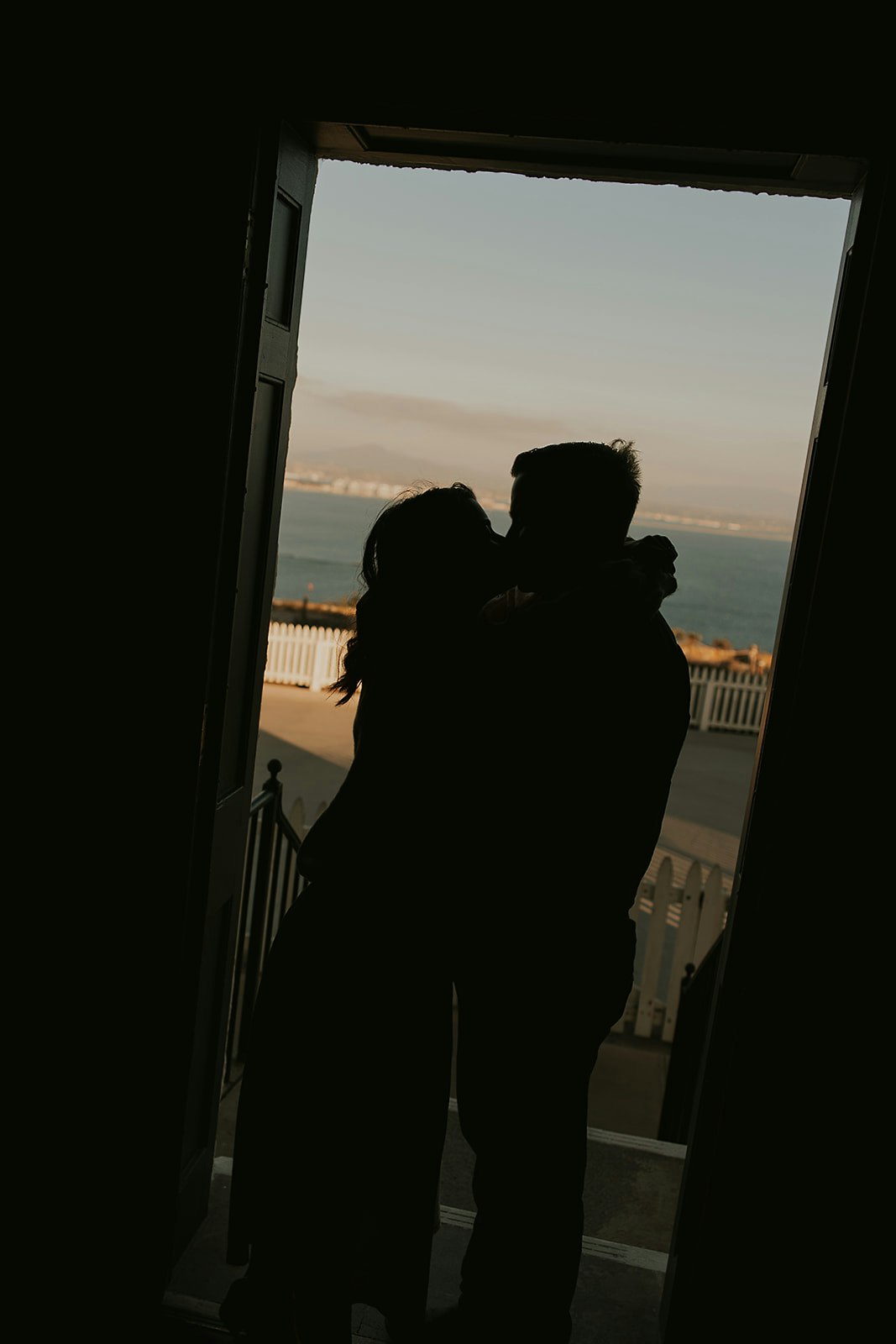 pointloma-lighthouse-engagement-photos-14-
