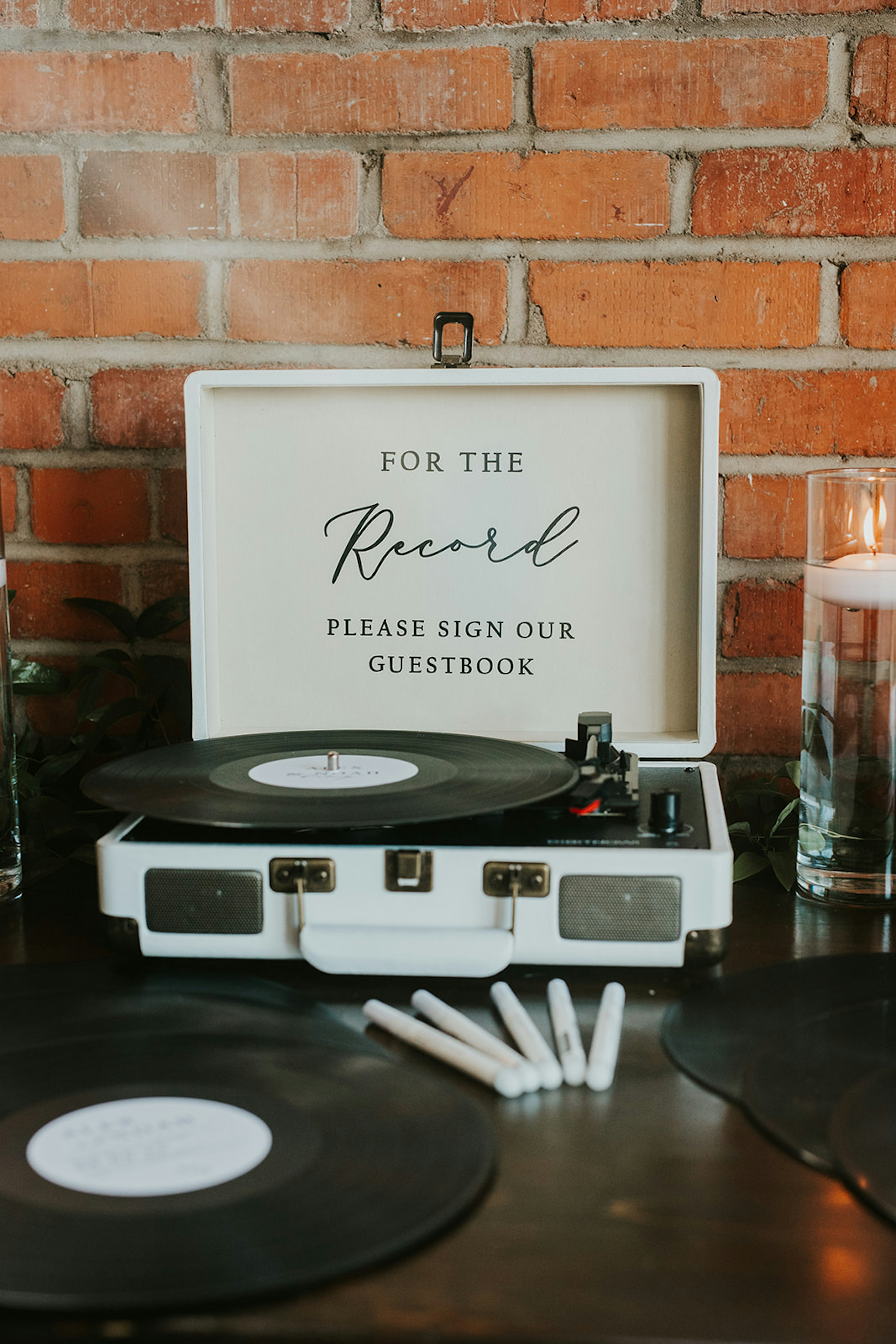 romantic-summerwedding-libertystation-brick-1-