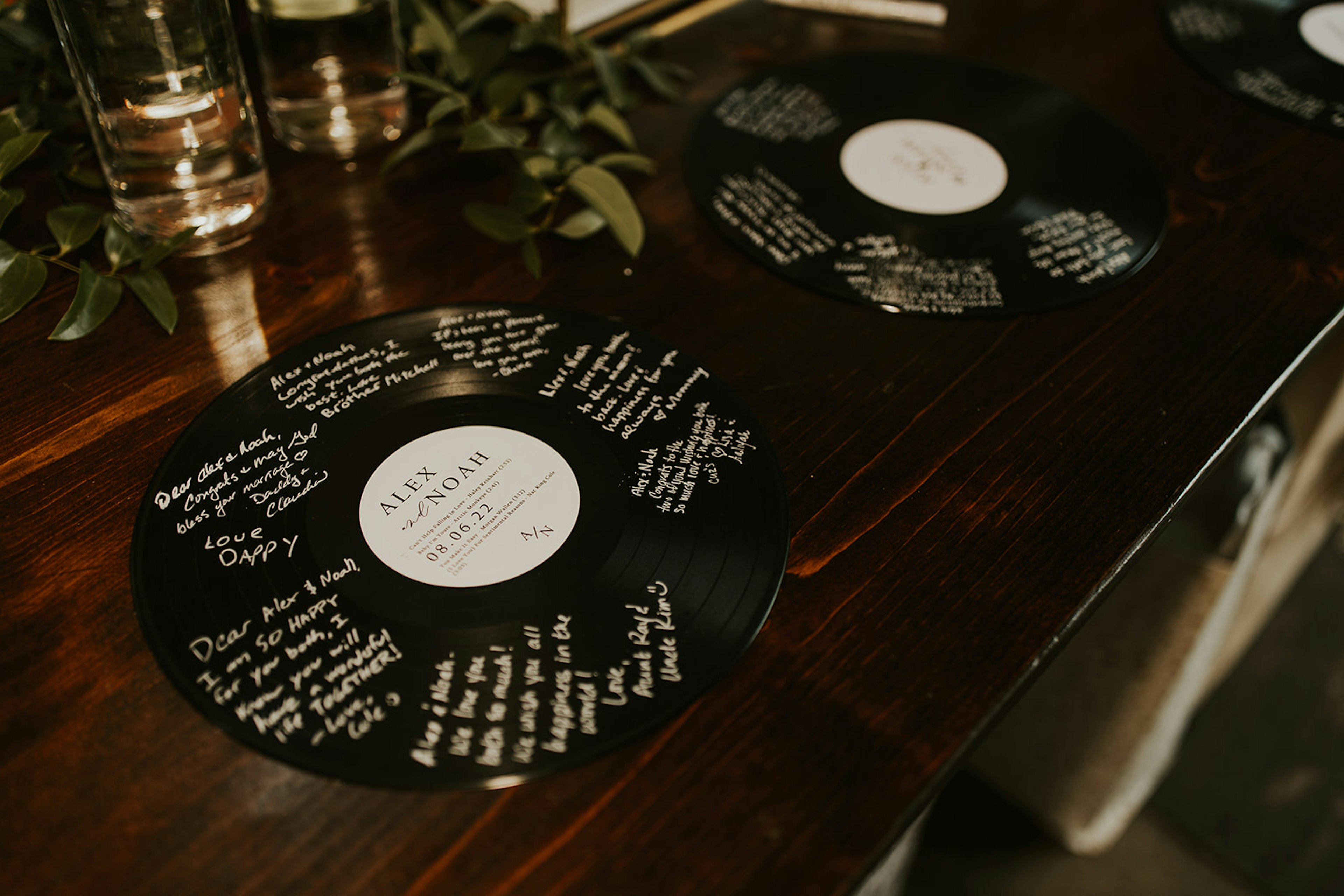 romantic-summerwedding-libertystation-brick-69-