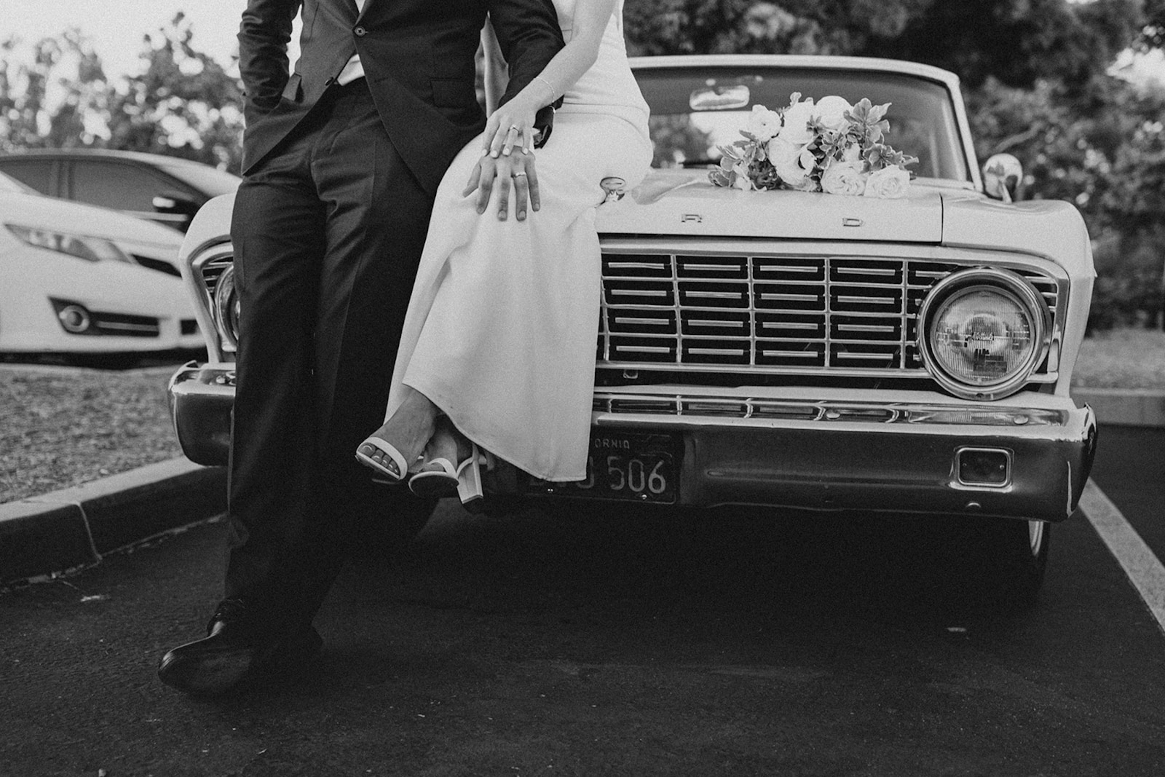 romantic-summerwedding-libertystation-brick-78-