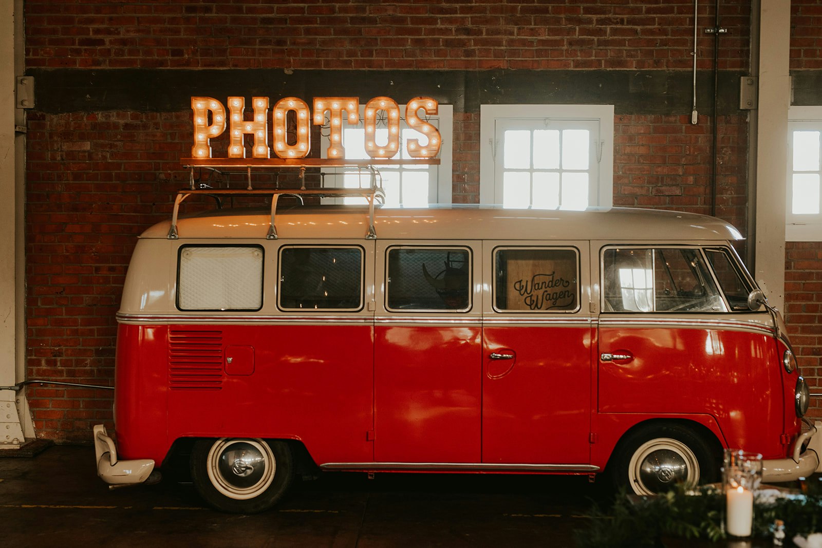 romantic-summerwedding-libertystation-brick-100-