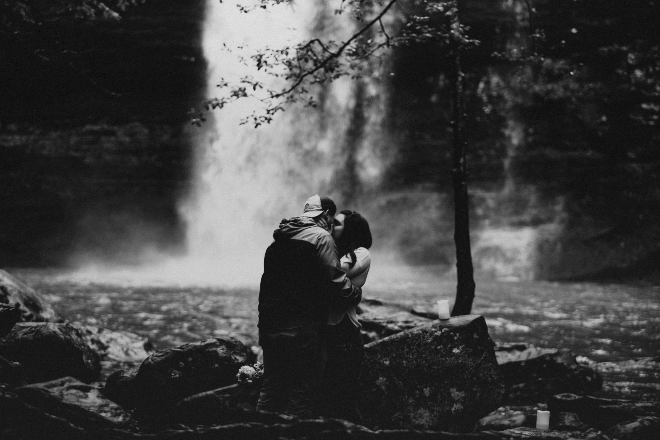 cloudland-canyon-rainy-day-proposal-georgia-18