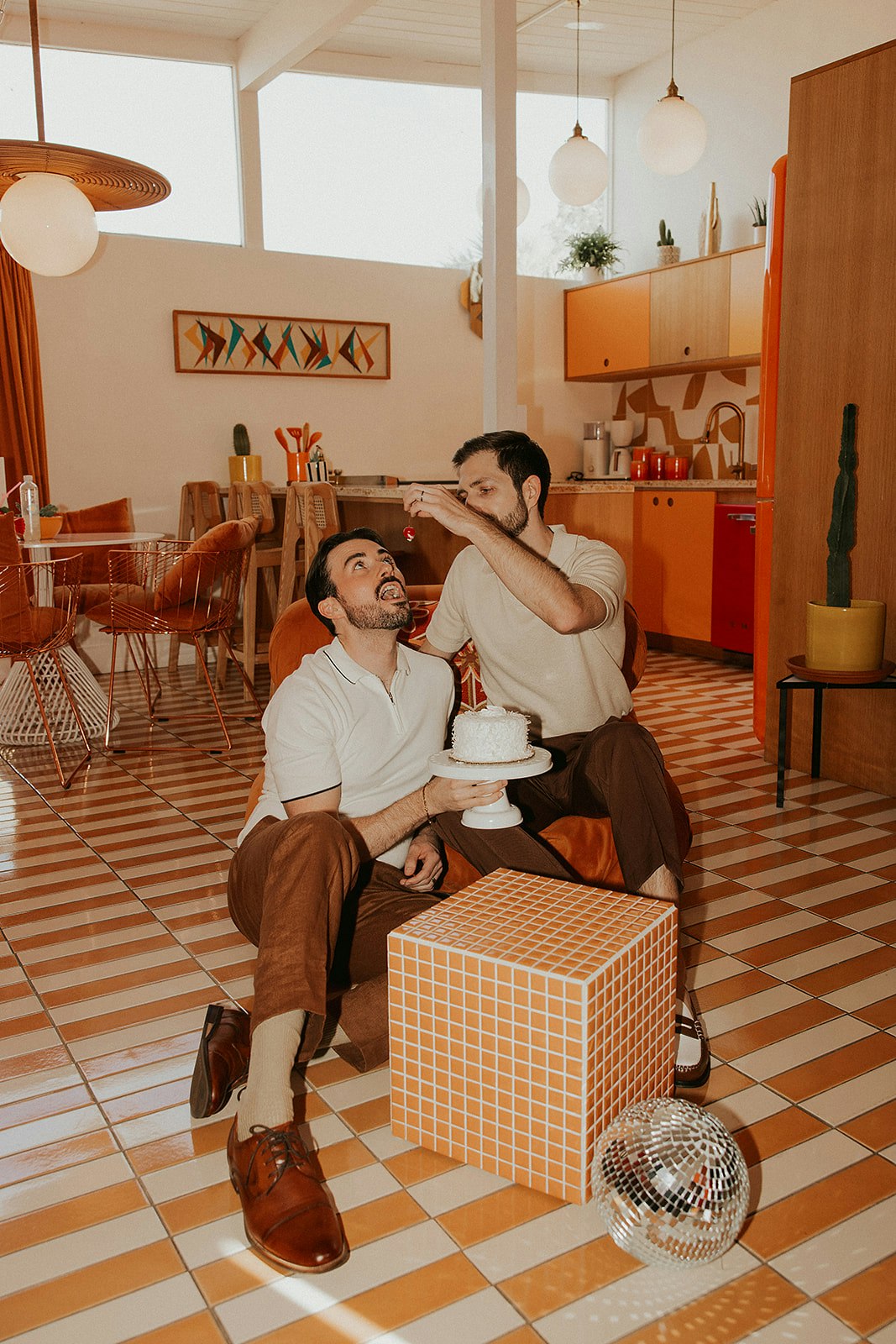 palmsprings-dazeyhouse-engagementphotos-29-