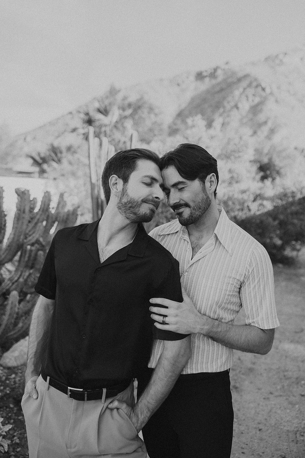 palmsprings-dazeyhouse-engagementphotos-43-