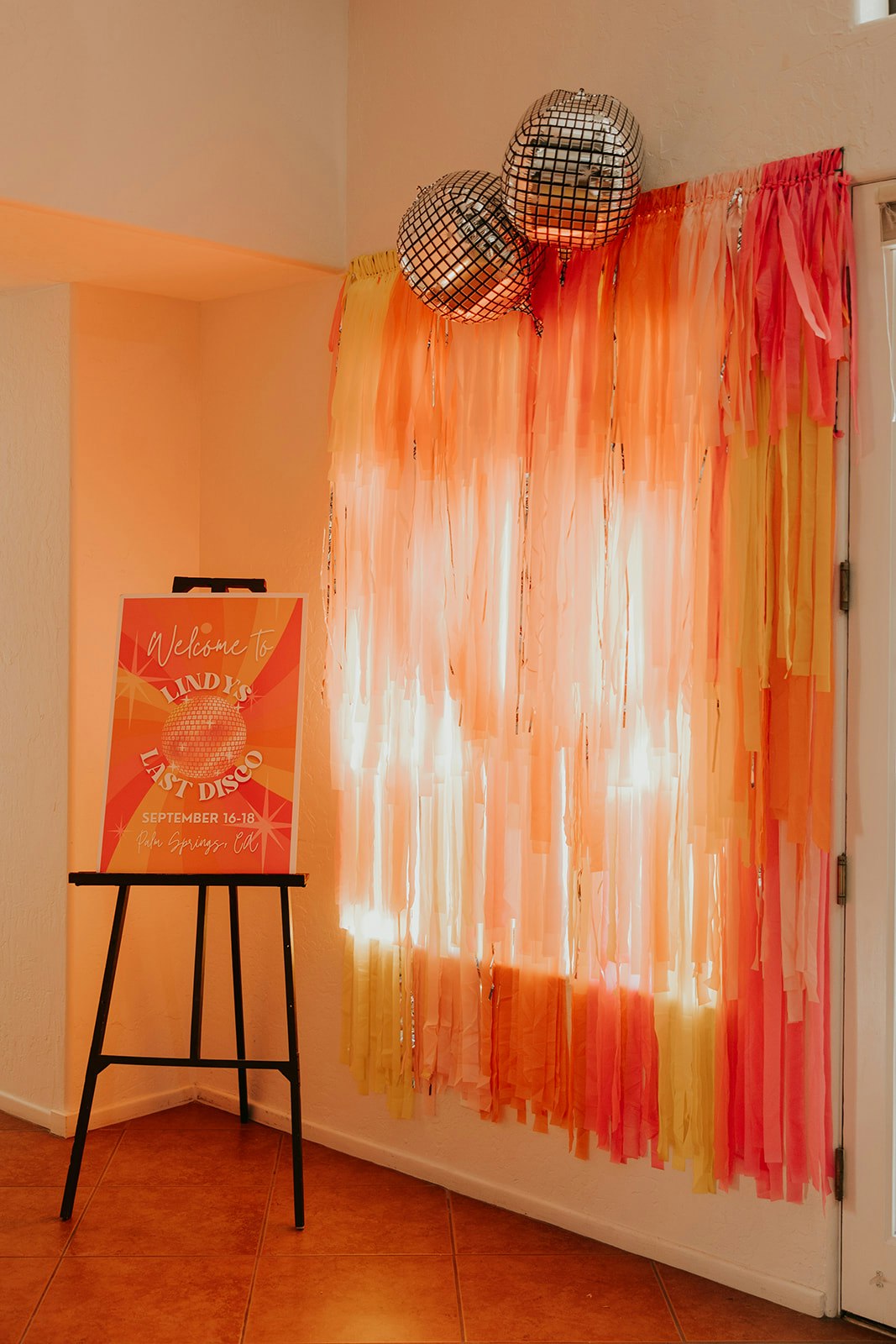 lindy-palmsprings-lastdisco-bachelorette+%282%29