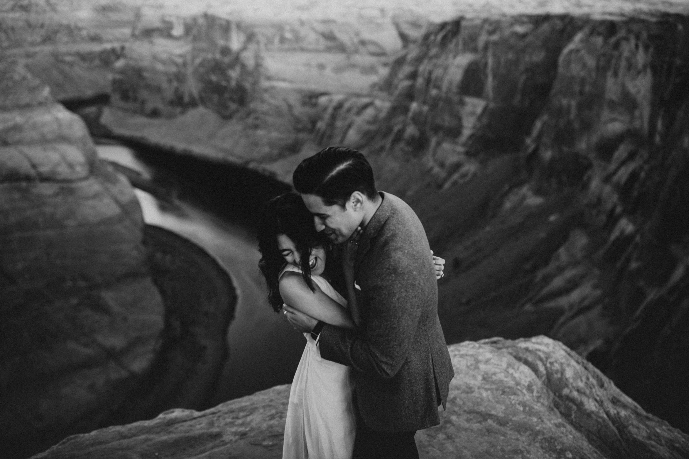 arizona-roadtrip-engagement-session-49