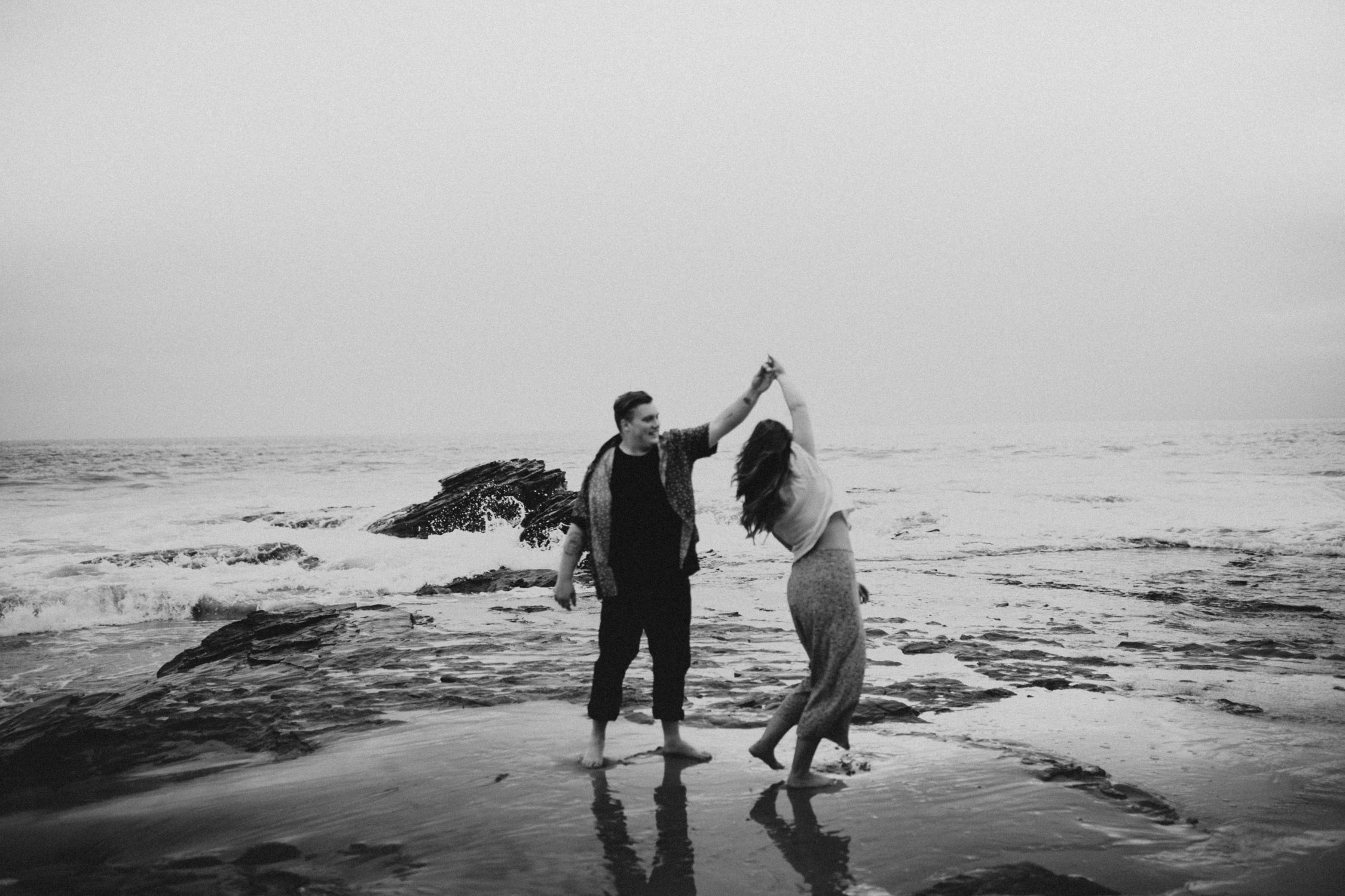 shakeshack-beachengagements-orangecounty-2019-34