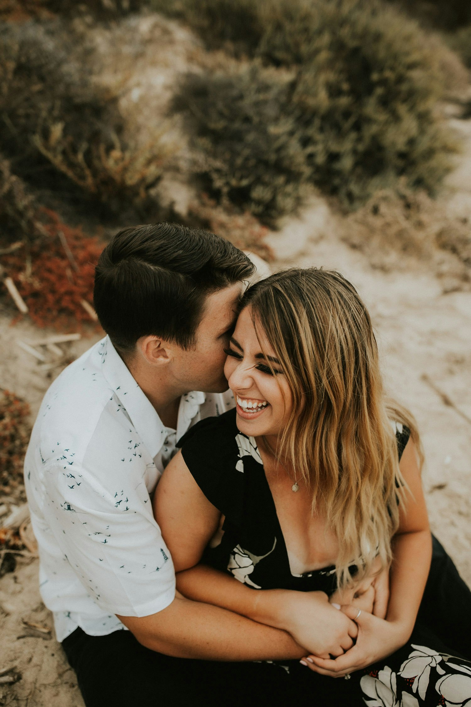 laura-collin-summer-engagement-crystalcove-2019-27