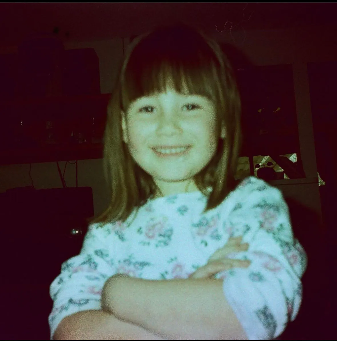 Meggy Weggy Photography posing as a child