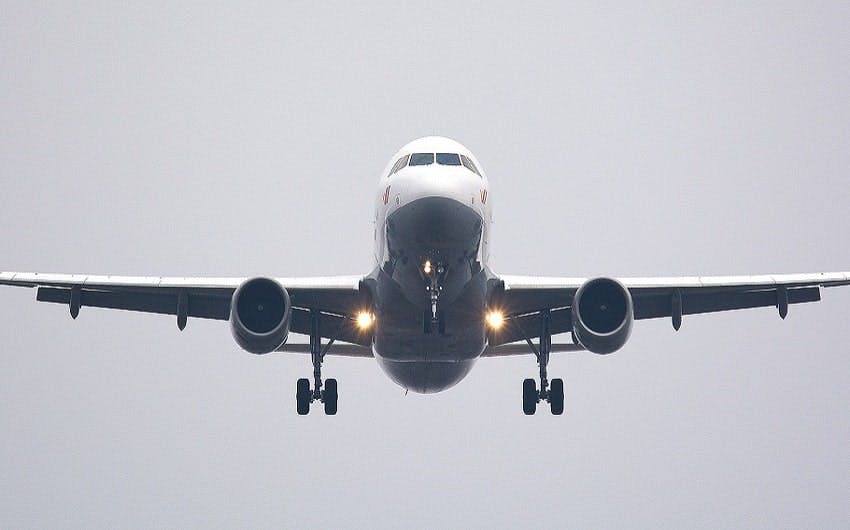 avion au décollage